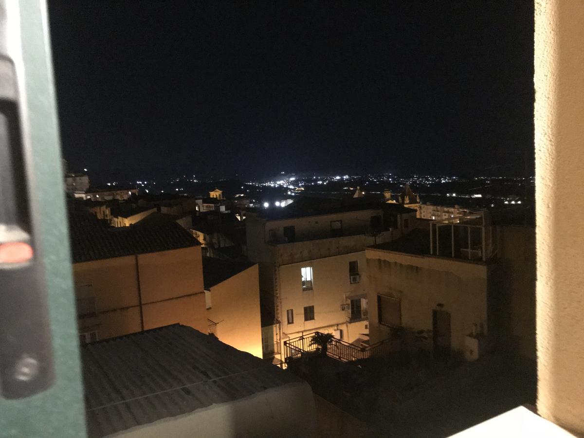 B&B Batara - "La Terrazza Del Centro" Агрідженто Екстер'єр фото